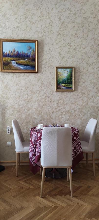 Tranquil Apartment In Vake Tbilisi Exterior photo