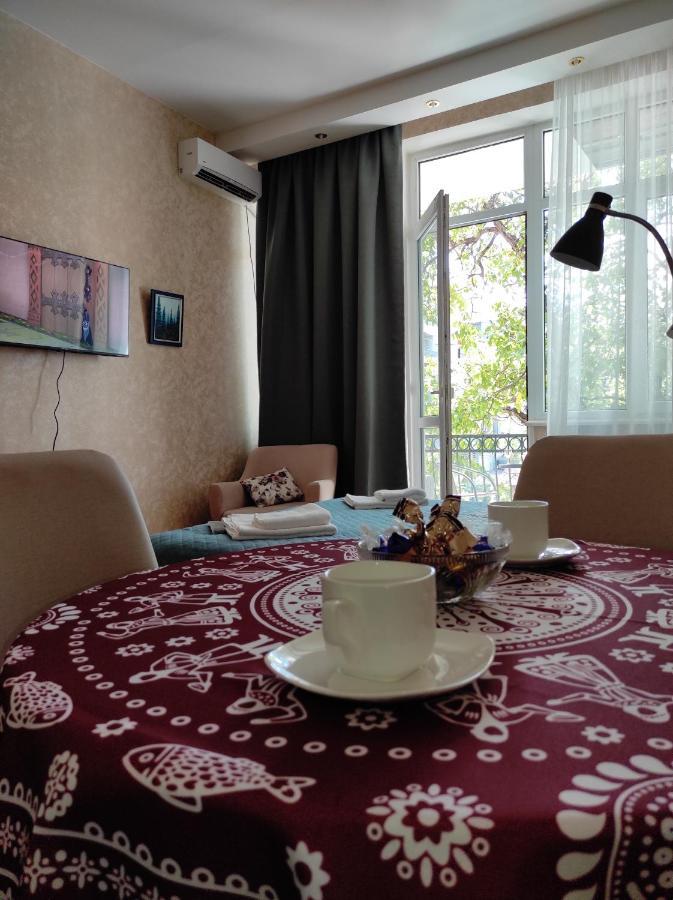 Tranquil Apartment In Vake Tbilisi Exterior photo